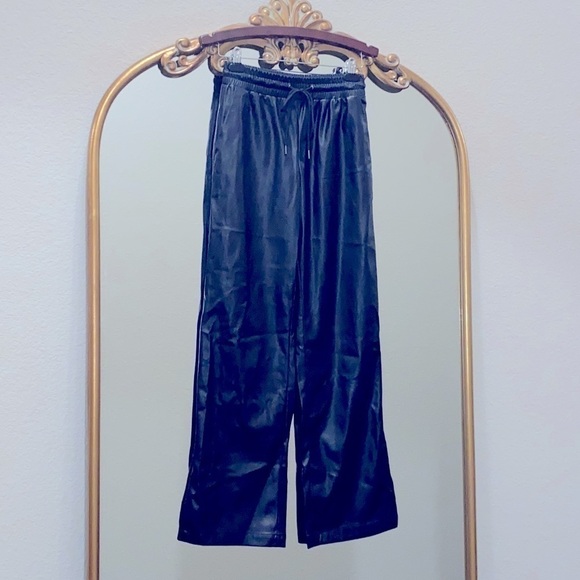 Sanctuary Faux Leather Pants Size S - Picture 2 of 8